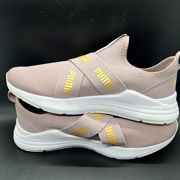 Puma Wired Run Slip On Violet w/ Gold Detail Sneakers 382299-05, Women’s size 9 - Picture 11 of 13